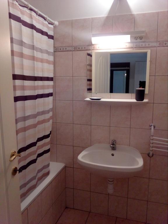 GÓBÉ Apartman Hajdúszoboszló Esterno foto