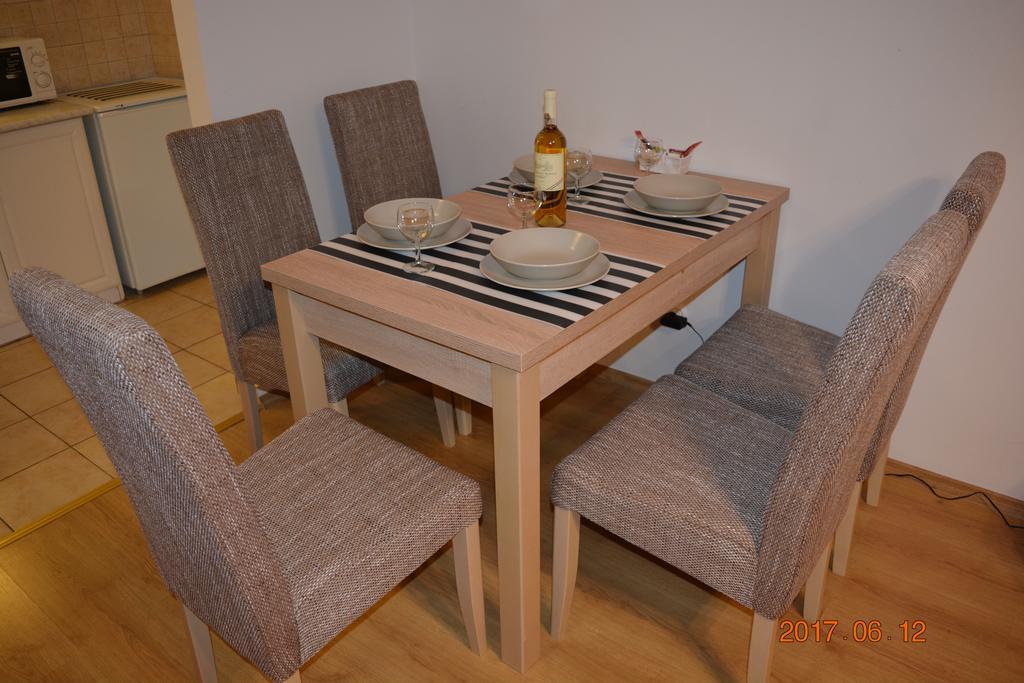GÓBÉ Apartman Hajdúszoboszló Esterno foto