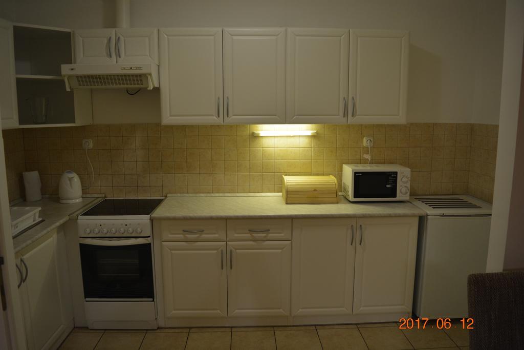 GÓBÉ Apartman Hajdúszoboszló Esterno foto