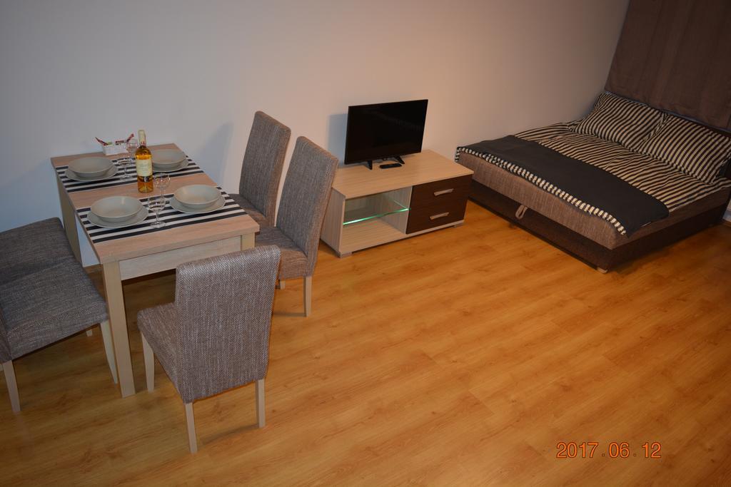 GÓBÉ Apartman Hajdúszoboszló Esterno foto