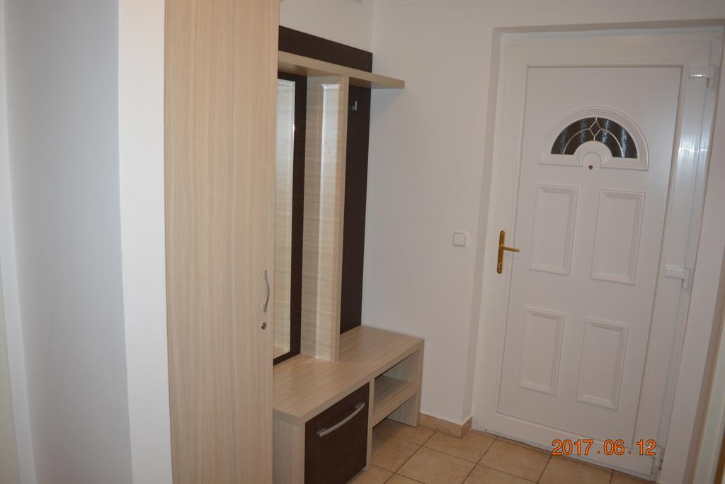 GÓBÉ Apartman Hajdúszoboszló Esterno foto